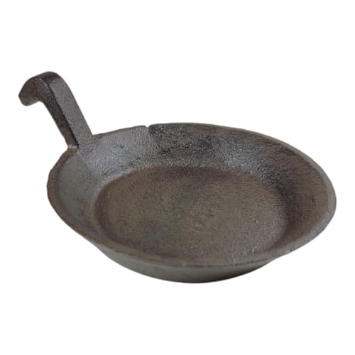Kleine Pfanne Kerzenständer mit 8cm Standfläche - rustikale Tischdeko aus Gusseisen von FTWDesign