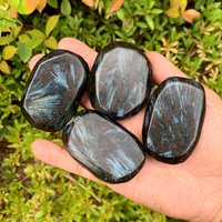 Blue Astrophyllite Palm Stone - Exquisite Polished Crystal For Meditation & Astral Travel Unique Healing Gift Lovers Blue Astrophyllite Palm Stone - Exquisite Polished Crystal For Meditation & Astral Travel Unique Healing Gift Lovers von FUNCRYSTAL