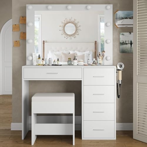 FUSOU Schminktisch mit Beleuchtung & Spiegel, 94cm Kosmetiktisch mit 5 Schubladen, Polsterhocker & Organisations-Halter, Schminkkommode für Schlafzimmer, Ankleidezimmer, Vanity, Weiß von FUSOU