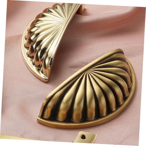 FUTUREORYY Messing Möbelgriff Muschel Design Lochabstand Schrankgriff für Küchenschränke und Kleiderschränke Vintage Türgriff in Kupfer Optik FUTUREORYY Messing Möbelgriff Muschel Design Lochabstand Schrankgriff für Küchenschränke und Kleiderschränke Vintage Türgriff in Kupfer Optik von FUTUREORYY