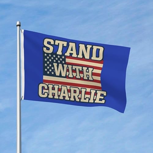 Ich stehe mit Charlie Kirk 3x5 Flagge Lebendige Farbe und lichtechte Flaggen Polyester mit Ösen Ich stehe mit Charlie Kirk 3x5 Flagge Lebendige Farbe und lichtechte Flaggen Polyester mit Ösen von FWJZDSP