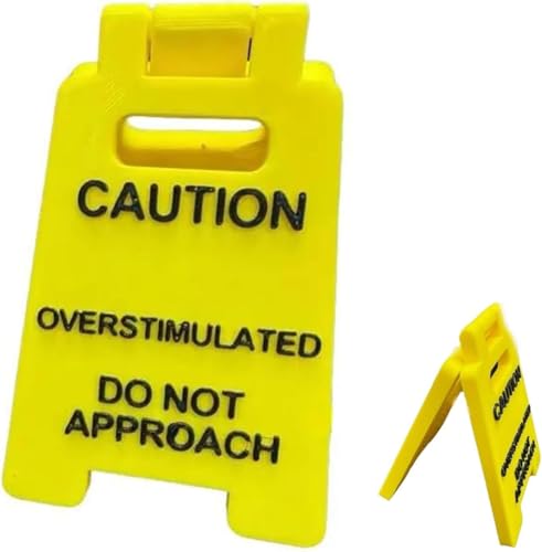 Schreibtischschild mit Aufschrift "Caution Overstimulated Desk Sign", lustiges "Do not Approach", tolles Gag-Geschenk, Aufschrift "Caution Overstimulated Do not Approach", Schreibtischdekoration von FYDTOP