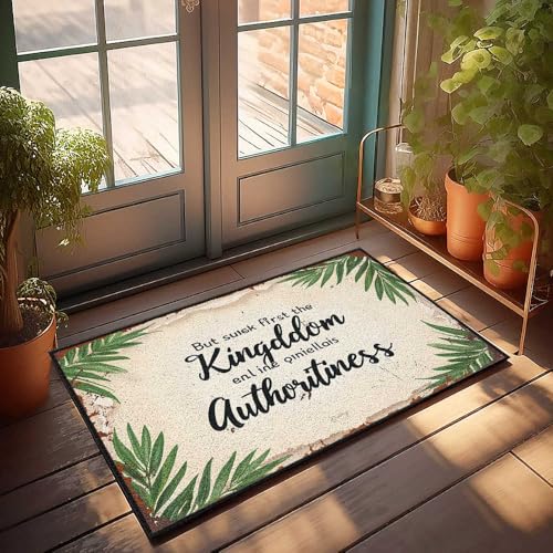 Lustiges Heimdekor, rustikaler Palmenrahmen, gerahmtes Zitat: "But Suck First The Kingdom En.Lne Qini", Fußmatte, Männerhöhle, Küchenteppich, Landhausstil (65 x 90 cm) von FZFN