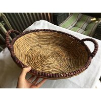 Wicker Servieren, Weidentablett, Serviertablett, Rustikales Tablett, Weidenplatte, Servierplatte, Servierkorb, Rundes Grifftablett, Großes Tablett von FabFinds42