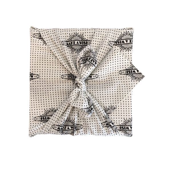 FabRap Gift Wrap Wiederverwendbare Geschenkverpackung Furoshiki - FabRap (einseitig) von FabRap Gift Wrap