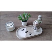 Dekorative Stein Schale Mit Garten Zwerg Figur Und Eule von FabelhafteTonWelt