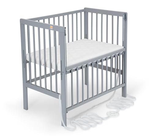 FabiMax Baby Beistellbett Flex mit innovativem Seitengitter für Boxspringbett, Buche massiv grau, inkl. Matratze Air von FabiMax