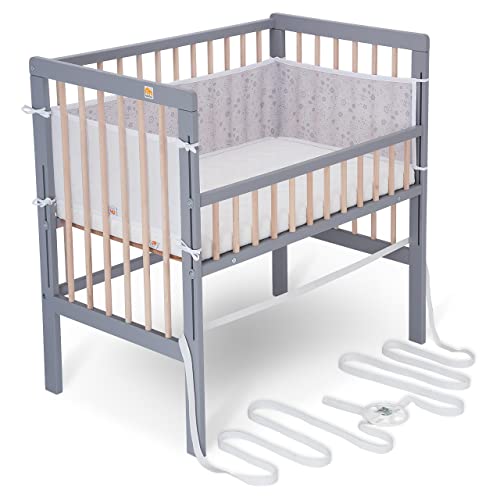 FabiMax Baby Beistellbett für Boxspringbett, TÜV geprüft 2022, inkl. Matratze und Nestchen aus Netzstoff, Buche massiv grau/Natur, Classic/graue Blümchen FabiMax Baby Beistellbett für Boxspringbett, TÜV geprüft 2022, inkl. Matratze und Nestchen aus Netzstoff, Buche massiv grau/Natur, Classic/graue Blümchen von FabiMax