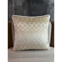 Dekorativer Leinenkissenbezug, Cremefarbener Chevron Leinen Euro Sham, Zick-Zack Baumwollkissenbezug von FabriclandHome