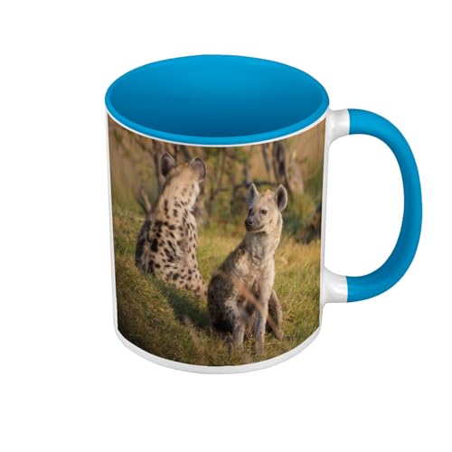 Tasse, Farbe Premium Qualität, Blau – Junge Hyänen Süße entspannen sich Savanne Wildtiere – Tasse mit Henkel und farbigem Innenfutter von Fabulous