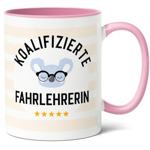 Koalifizierte Fahrlehrerin Geschenk Kaffee-Tasse (330ml) - Geschenkidee zum Geburtstag oder Danke für herausragende Fahrlehrerin, Mentorin auf vier Rädern - Keramik (Rosa) von Facepot