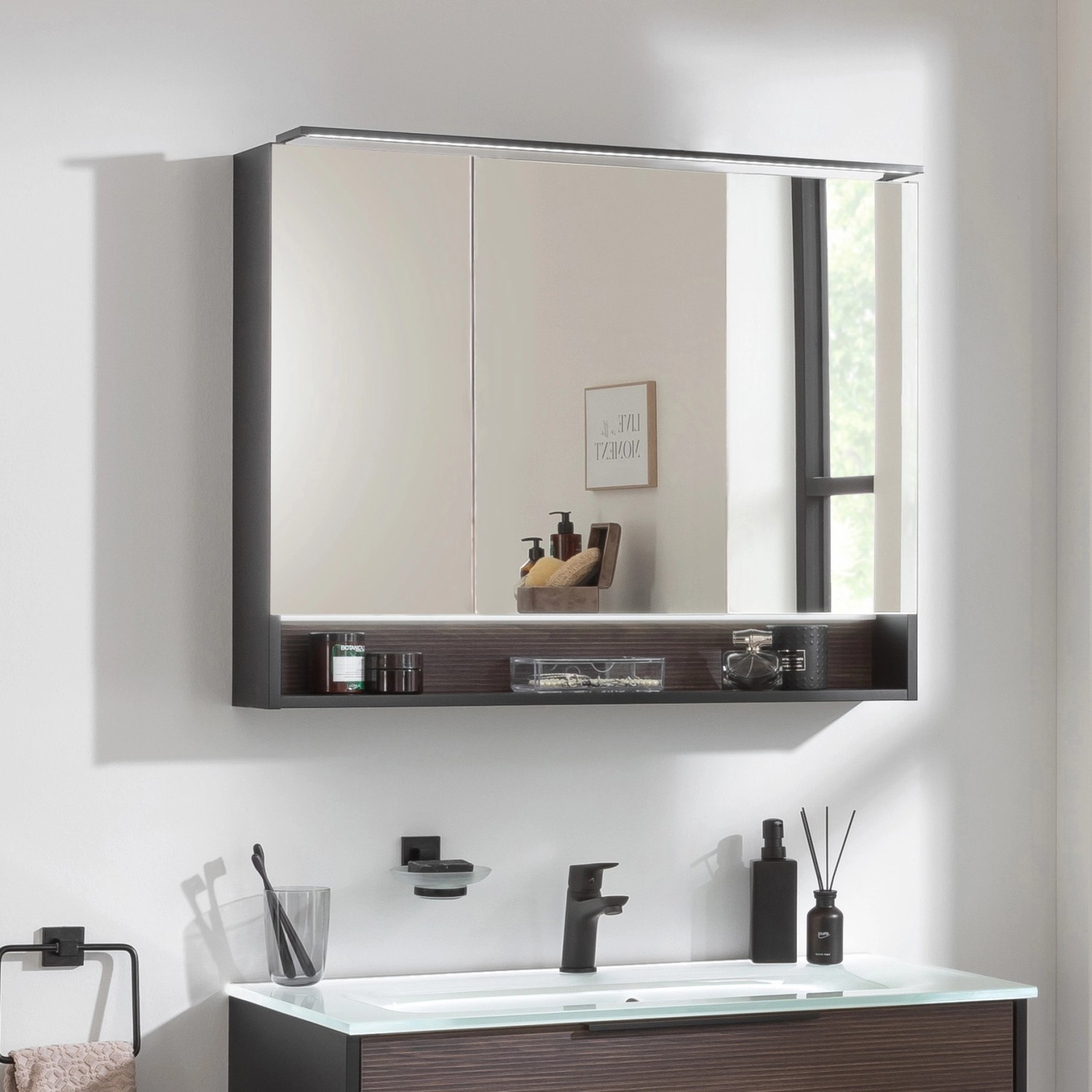 Fackelmann LED-Spiegelschrank B.Paris 90 x 71,8 cm Schwarz Matt-Rigoletto Eiche Fackelmann LED-Spiegelschrank B.Paris 90 x 71,8 cm Schwarz Matt-Rigoletto Eiche von Fackelmann