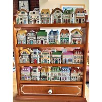Vintage 1994 Lenox Spice Village Gewürzglas Komplettes Set 24 Häuser Mit Gestell von Fadiney