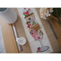 Tischläufer "Eisbecher" 32x150cm Beige Kreuzstich Nach Kappie Küchendeko Eiskugel Sommerdeko von FaedenueberKreuz