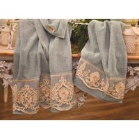 Handtuchset Aus Frottee Und Feiner Spitze „Maria Cecilia" von Faggianis
