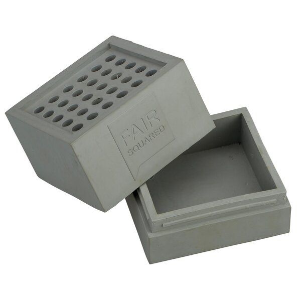 FAIR SQUARED Seifenbox aus 100 % Nautkautschuk von Fair Squared