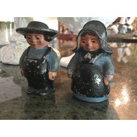 Vintage Amish Paar Mann Und Frau Salz & Pfefferstreuer Aus Gusseisen Vintage Amish Paar Mann Und Frau Salz & Pfefferstreuer Aus Gusseisen von FamilyTreasuresFinds