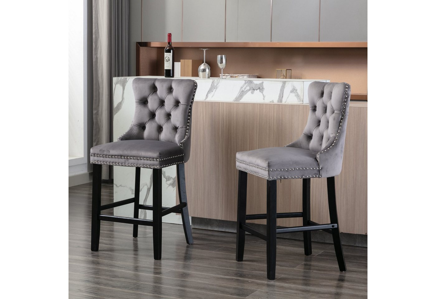 Fanttik Barhocker 2er Set, Bistrohocker mit Fußstütze (Thekenhocker mit Holzbeinen und Chrom-Nagelkopfbesatz, 2er Set), Barstühle im Freizeitstil,49 x 47 x 103 cm von Fanttik