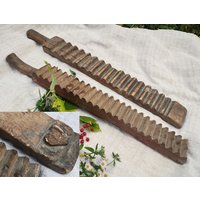 Primitiv Antikes Mangelbrett Bauernhaus Holzwerkzeug Waschbrett Landhaus Bügelbrett Rustikales Badezimmer Primitiv Antikes Mangelbrett Bauernhaus Holzwerkzeug Waschbrett Landhaus Bügelbrett Rustikales Badezimmer von FarLandTitbits