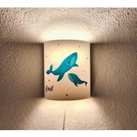 Wandlampe Wale Kinderlampe Led Deko Personalisiert Jungen Mädchen von Faramosa