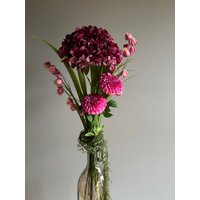 Bodenvase „Beauty „Mit Strauß in Herbstfarben Hortensie Dahlie Physalis Pink von Farbvielfalt