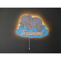 Kinderzimmer Wandleuchte, Elefant Auf Wolke 7, Individuelle Wandkunst, Dekor, Wanddekoration Für Kinder von FarzanHome