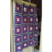Vintage Grandma Square Afghan Multicolored Crocheted Blanket Throw, Boho, Boho von FashionanticVintage