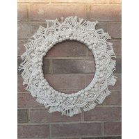 Makramee Mandala Kranz | Kinderzimmer Dekor Wohn Einweihungsfeier Baby Geschenk Wandbehang Weiße Weihnachtsfeiertage von FashionsenseByLola