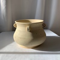 steinglasierte Vierarmige Vase von FatChanceCeramics