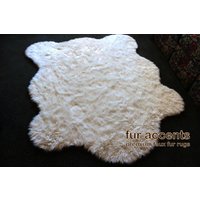 Kunstfell Bärenfelldecke - Eisbär Akzentdecke Weiches Flauschiges Zotteliges Schaffell Pelt Rug Weiß Oder Off White Kunstfell Bärenfelldecke - Eisbär Akzentdecke Weiches Flauschiges Zotteliges Schaffell Pelt Rug Weiß Oder Off White von FauxFurRugs