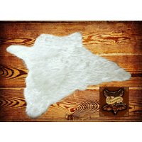 Kunstpelz Bärenfell Teppich/Künstlicher Eisbärenfell Schwarzer Bär Grizzlybär Pelt Rug Alle Neuen Größen Und Farben von FauxFurRugs