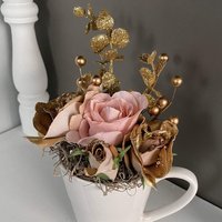 Valentinstag-Geschenkidee-Blumentassengesteck-Seidenblumen-Rosa Rosen-Geschenk Verpackt-Versandfertig von FauxtasticFlorals