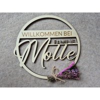 Personalisierter Türkranz Aus Holz Mit Familiennamen Für Innen Und Außen, Herzlich Willkommen, Nachname, Familie Personalisierter Türkranz Aus Holz Mit Familiennamen Für Innen Und Außen, Herzlich Willkommen, Nachname, Familie von FeMiLiMoments