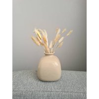 Abstand Tasha Keramik Vase - Glanz Weide von FeatherMeltsandHome