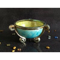 Elegante Raku-Keramikschale - Neptun-stativ Handgefertigtes Dekoratives Herzstück Mit Goldenen Oberflächen Und Anpassbaren Farben von FedericoBecchettiArt