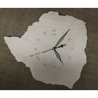 Benutzerdefinierte Einzigartige Maßgeschneiderte Simbabwe Form Uhr Karte Aus Holz Personalisierte Geschenk Andenken Maßgeschneidert von FeelMyCraft
