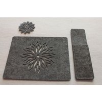 Mix Color Tischsets Untersetzer Flames Aster Flower & Cotlery Sleeve Filz Set 12 Stück | 4 4 Sleeve Mix Color Tischsets Untersetzer Flames Aster Flower & Cotlery Sleeve Filz Set 12 Stück | 4 4 Sleeve von FeelMyCraft