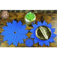 Nicht Nur Für Weihnachten Tischsets Und Untersetzer New Flames Aster Blume Kreis Form Minimalismus Geschnittene Filz Set Von 16 Stück von FeelMyCraft