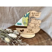 Personalisiertes Taufgeschenk Arche Noah Mit Tieren -Geldgeschenk Zur Taufe Name & Datum Graviert Personalisiertes Taufgeschenk Arche Noah Mit Tieren -Geldgeschenk Zur Taufe Name & Datum Graviert von FeingravurbySarah