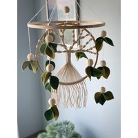 Baby Mobile Baum - Wald Und Blätter -Baby Krippe Grün Floral Makramee Filz Holz von FeltDreamByV