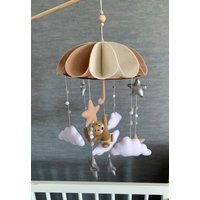 Bär Baby Mobile, Schirm Mobile Versandfertig, Babybett Mobile, Wolke Und Stern Neutrales Shower Geschenk, Kinderzimmer Deko von FeltDreamByV