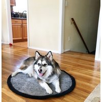 Filz Haustier Matte | Schwarz Und Grau - Umweltfreundlicher, Langlebiger Bequemer Teppich Perfekt Für Hunde Katzen Premium Wollteppich von FeltnPet