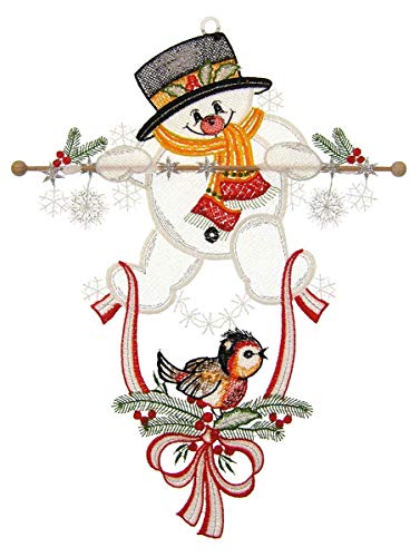 Fensterbild Windspiel Schneemann farbig 24 x 33 cm aus Plauener Spitze Fensterdeko Fensterschmuck Bilder Handarbeit Deko Fenster Fensterbild Windspiel Schneemann farbig 24 x 33 cm aus Plauener Spitze Fensterdeko Fensterschmuck Bilder Handarbeit Deko Fenster von Fensterdekoration