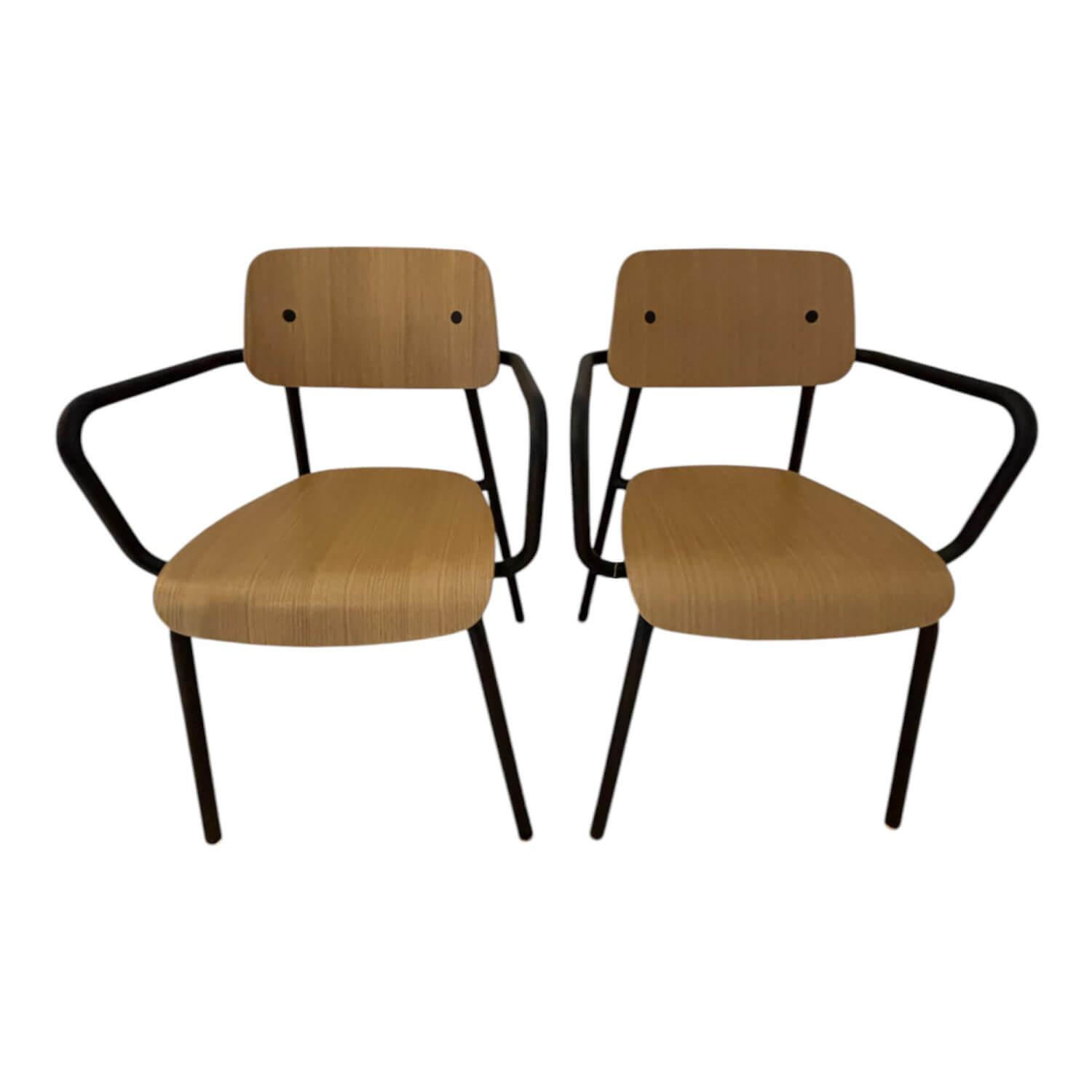 2er Set Armlehnstuhl Studie Eichenholz Furniert Gestell Und Armlehnen Aluminiumr... 2er Set Armlehnstuhl Studie Eichenholz Furniert Gestell Und Armlehnen Aluminiumr... von Fermob