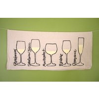Weissweingläser Mit Besticktem Siebdruck Auf Bio-Baumwolltuch - Perfektes Geschenk Für Weinliebhaber Wunderbares Hauseinweihungsgeschenk von FernCreations