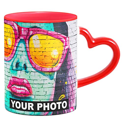 Fototasse Tasse mit Herzhenkel mit eigenem Foto & Text Tassendruck personalisiert Geschenk Weiße Tasse Herzform Henkel Rot [117] von Ferocity