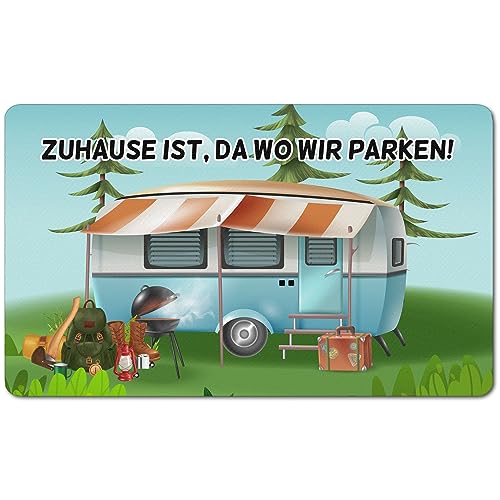 PERSONALISIERTE Fußmatte für Camper; Waschbarer lustiger Fußabstreifer für Innen und Außen, 45 x 75 cm, ideal als Zubehör für Wohnmobile, Zelte und Autokaravans, Motiv Grillen & Campen [140] von Ferocity