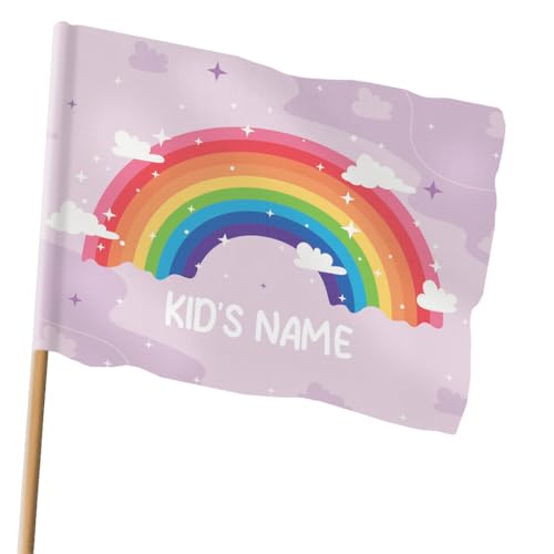 Personalisierte Kinder Flagge mit Namen Regenbogen | Niedliche Motive für Mädchen | Größen wählbar klein oder groß | 2 Montageoptionen (Ösen oder Tunnel) | geeignet für Garten, Spielturm [164] von Ferocity