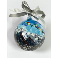 Everest Base Camp, Handbemaltes Individuelles Ornament. Vom Foto Kopieren. Geschenk Für Liebhaber Hoher Berge Und Abenteuerreisen von FerrariSoniArt