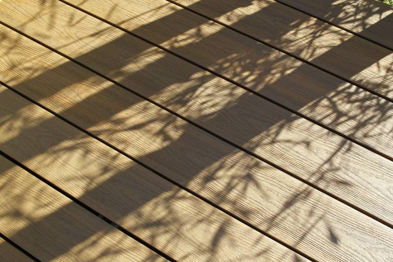 Fiberdeck WPC 23x210mm Fiberdeck Premium RHK Teak FSC®100%, 300 cm von Fiberdeck